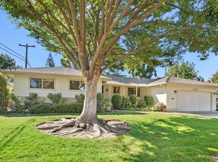 6218 Saint James Dr, Carmichael, CA 95608