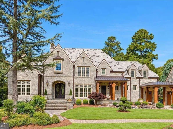 929 Middle Fork Trl, Suwanee, GA 30024