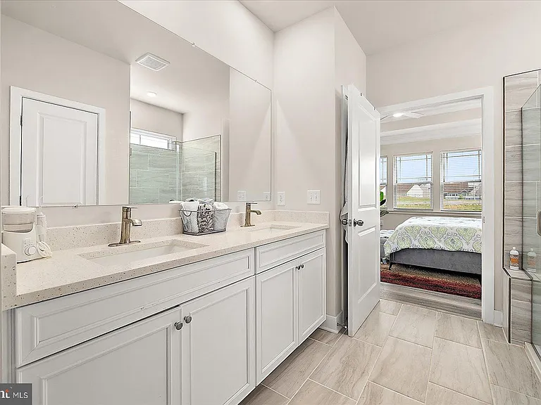 34207 Graham Cir — Photo 13