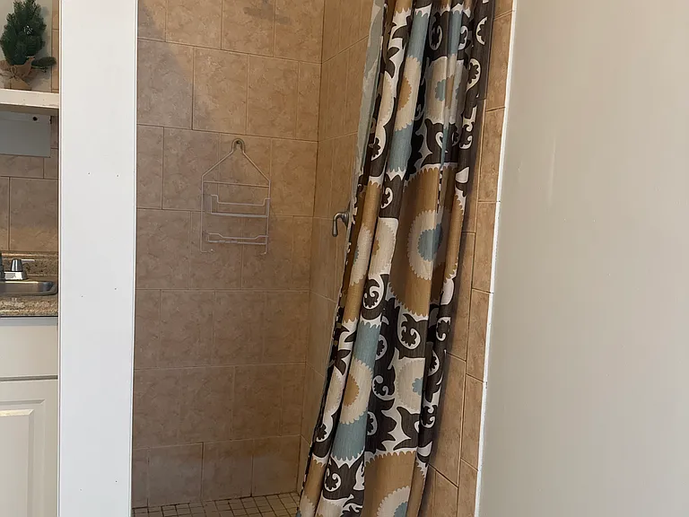 8313 N Orangeview Ave — Photo 10
