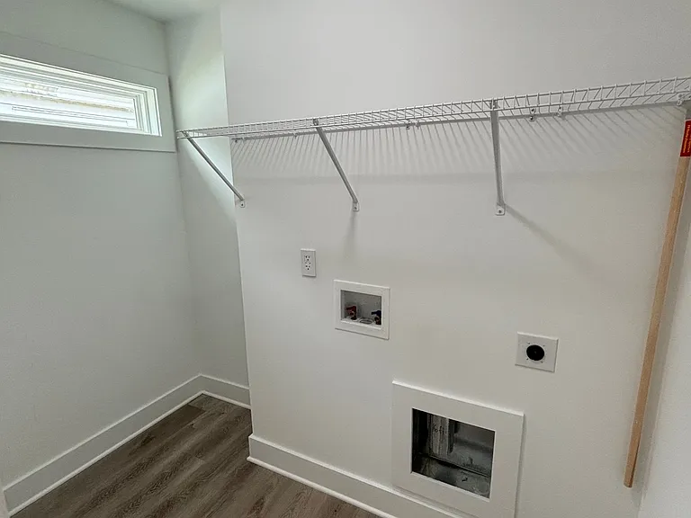 104 N Slocumb St — Photo 6