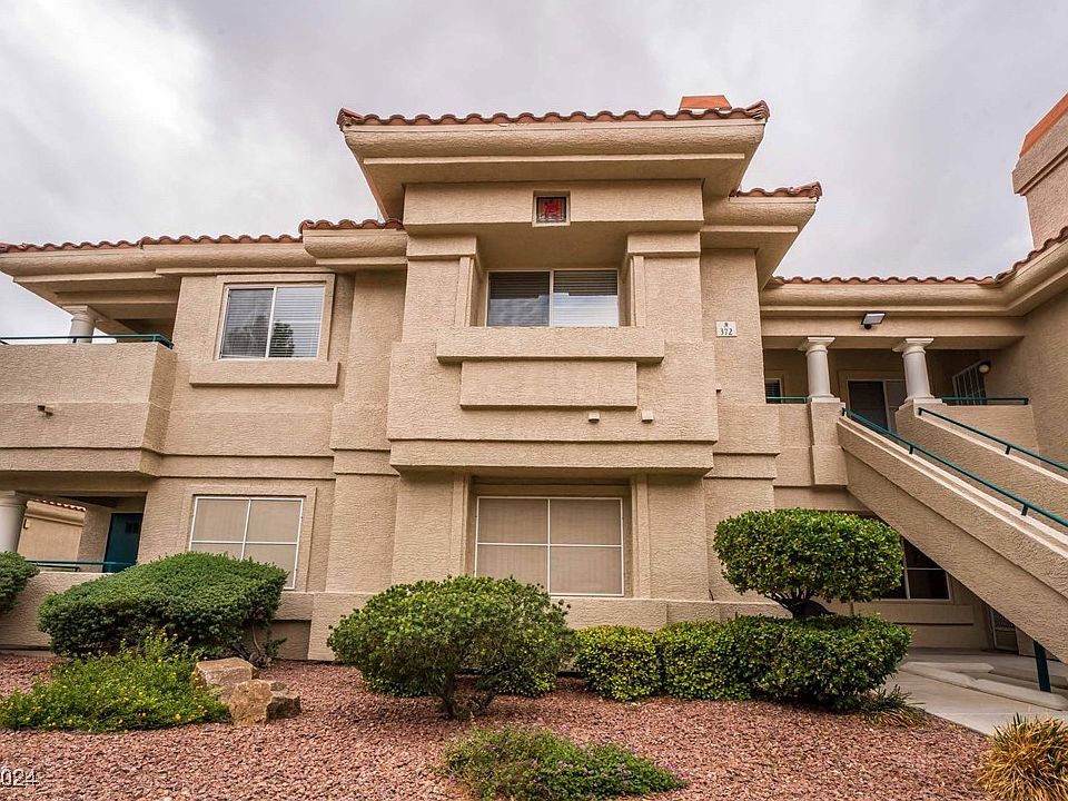 1st image of 372 Sunward Dr #0