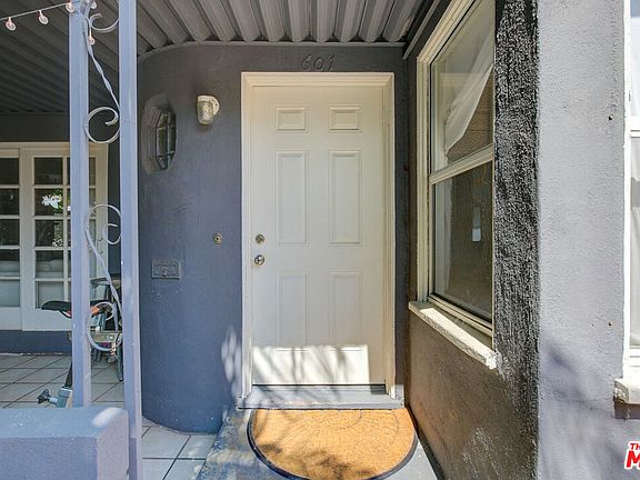 3rd image of 601 N Vendome St