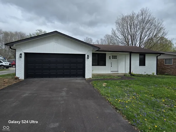 909 S Pearl St, Cicero, IN 46034