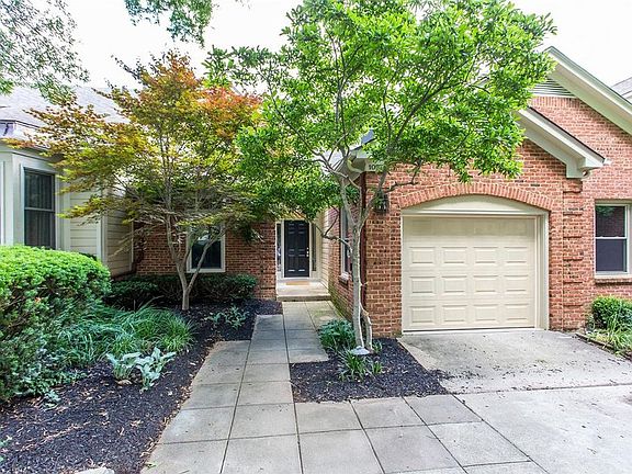 2nd image of 1053 Heather Hills Ln