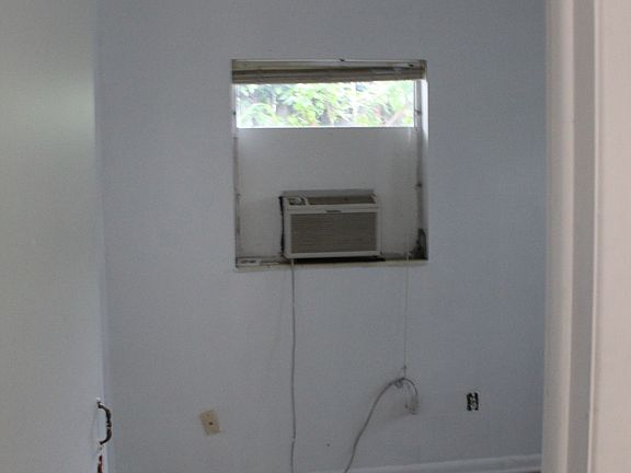 4th image of 208 S Armenia Ave