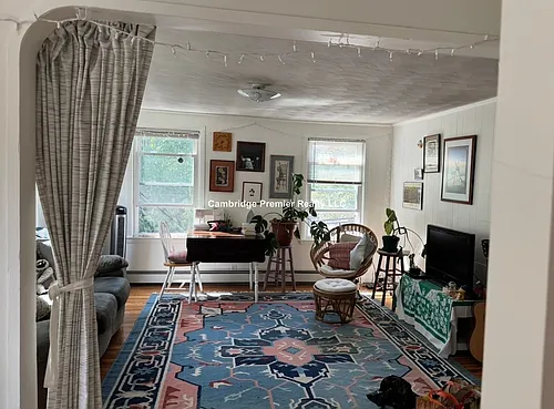 18 Tremont St Photo 1
