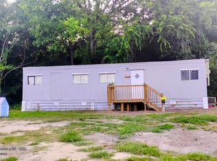 464 Oak St, Cheraw, SC 29520