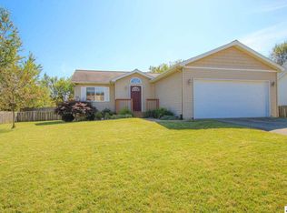 8247 Lockerbie Rd, Parma, MI 49269