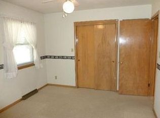 307 Fair St, Sycamore, IL 60178