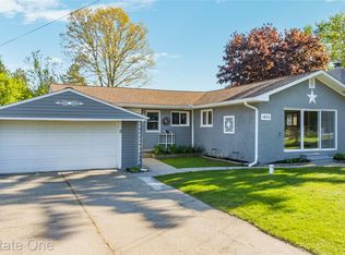 1825 Luneta Ct, Commerce Township, MI 48382