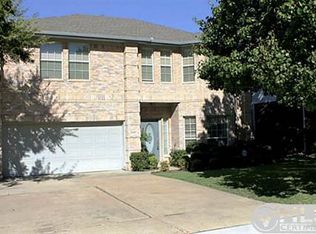 3949 Silver Meadow Ln, Grand Prairie, TX 75052