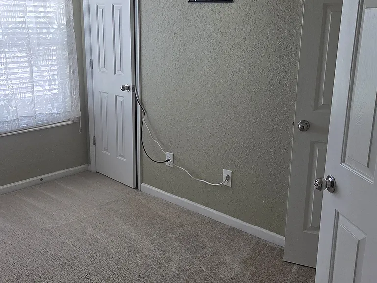 4499 SW 49th Ave — Photo 5