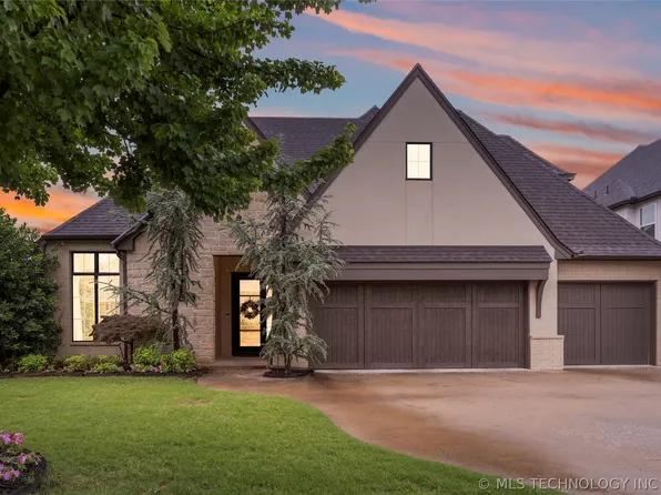 1120 E 37th Pl, Tulsa, OK 74105