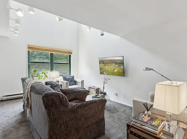 125 Barrow St APT 4B, Manhattan, NY 10014