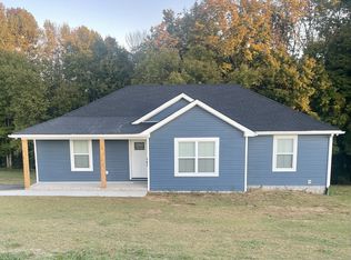 2798 Highland Rd, Lafayette, TN 37083