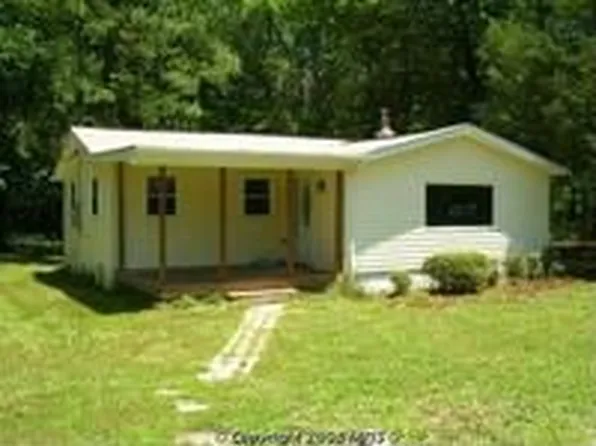 25119 Oxford Rd, Ruther Glen, VA 22546