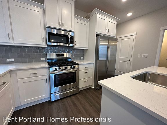 3rd image of 3893 SE 81st Ave