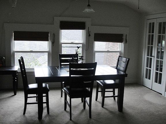 5th image of 1117 NE Ravenna Blvd