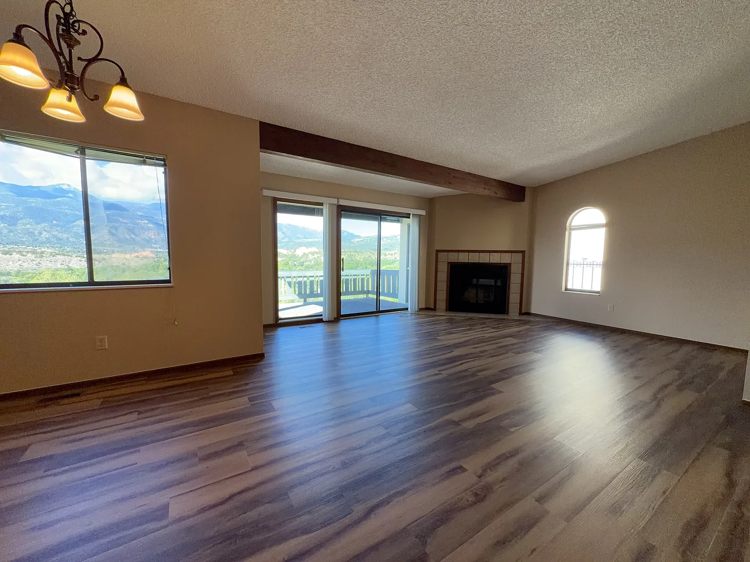 942 Fontmore Road #D — Photo 2
