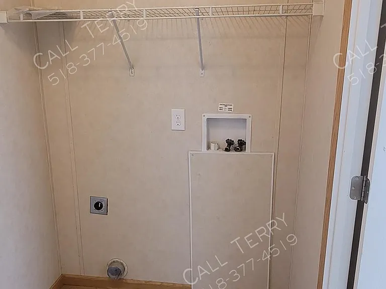 2941 Amsterdam Rd #19 — Photo 5