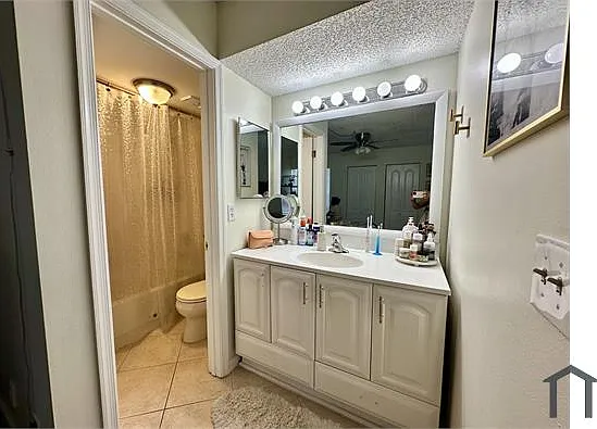 10126 Twin Lakes Dr — Photo 17