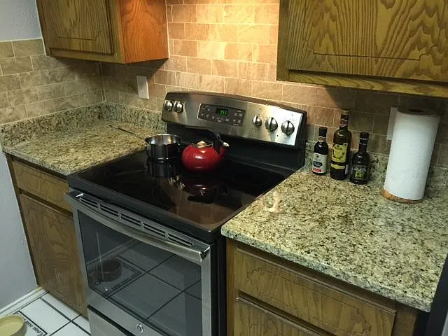 8708 Clearbrook Trl #B — Photo 7