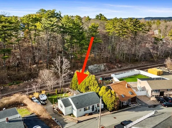 7 Lyndale Ave, Gloucester, MA 01930