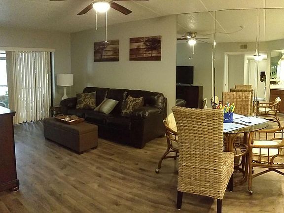 2nd image of 129 Woodlake Wynde