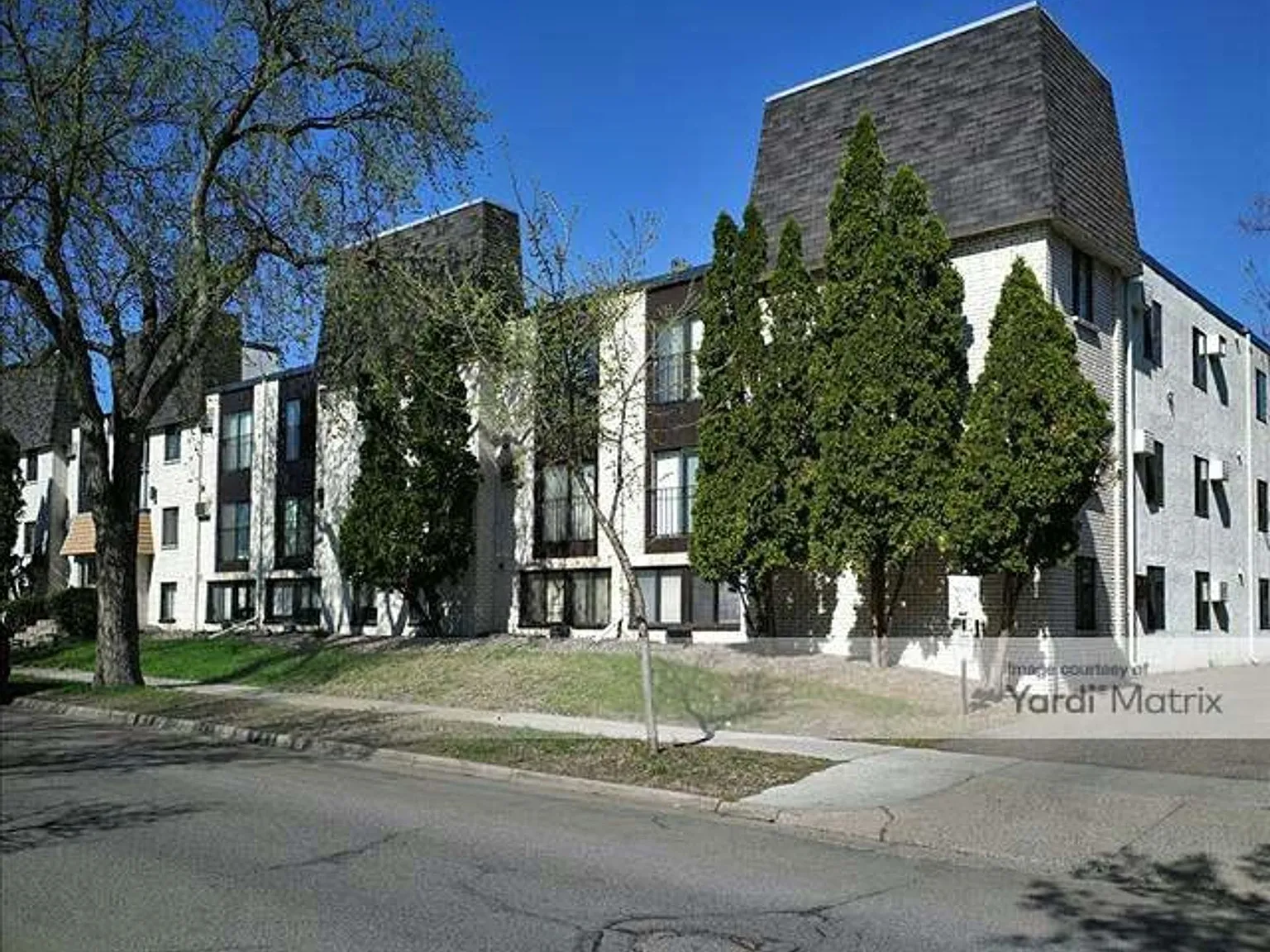 2525 Harriet Ave Building — Photo 1