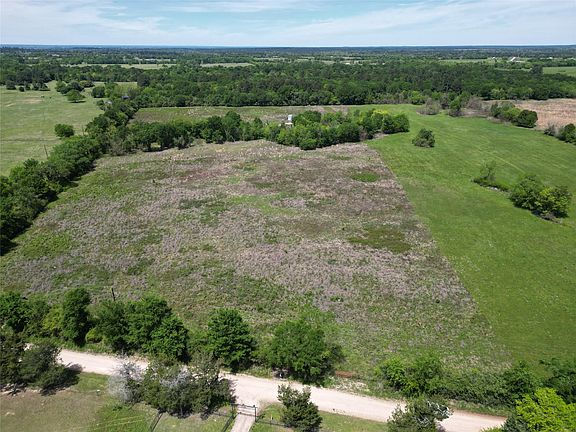 3rd image of 10.01 Acres Cres #3495