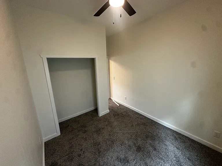 2022 S Jefferson St — Photo 12
