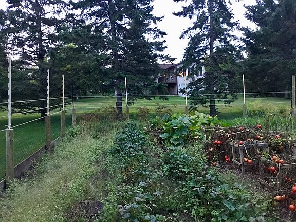 3rd image of 24816 E Munson Dr