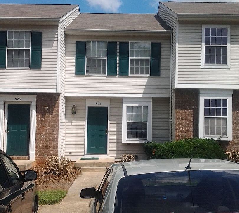 2nd image of 525 Lex Dr