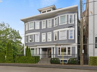 1714 NW Couch St APT 2, Portland, OR