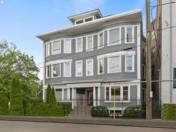 1714 NW Couch St APT 2, Portland, OR 97209