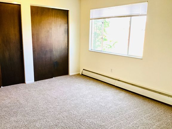 4th image of 2897 Greenland Dr #107