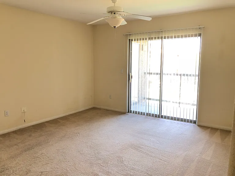 8000 W Badura Ave — Photo 2
