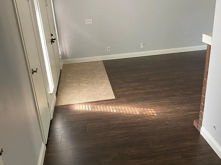 12 Windy Hill Ln — Photo 8