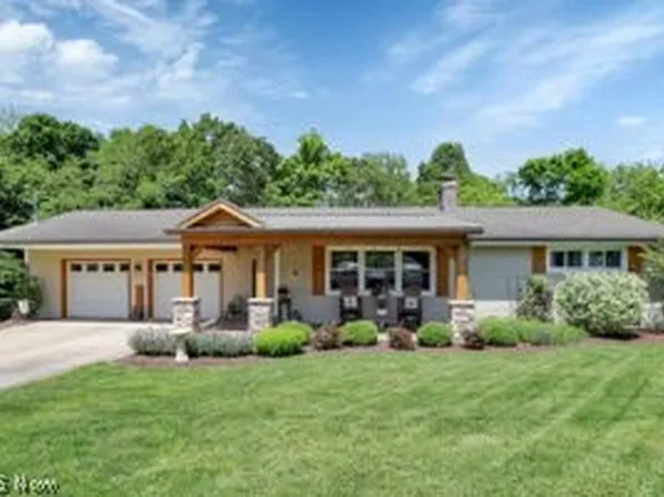 5755 Melody Ln, Nashport, OH 43830