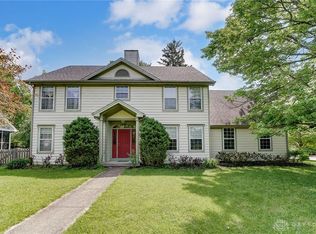 2 Helen Ct, Yellow Springs, OH 45387