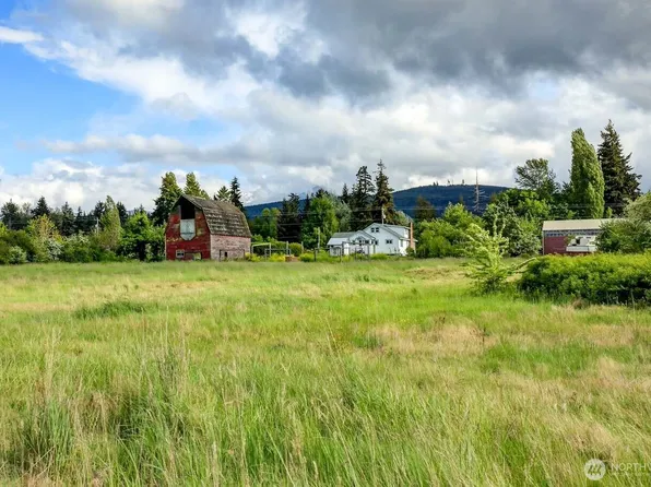 2513 W Edgewood Drive, Port Angeles, WA 98363