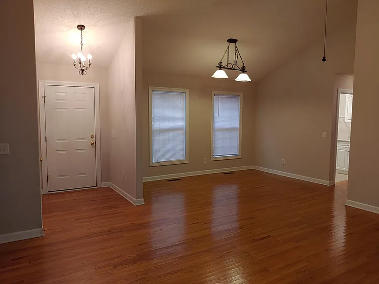 1 Beryl Ct — Photo 6