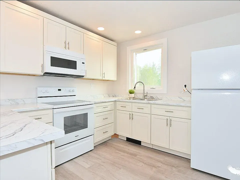 Newly Renovated Apartments for Rent in North Pole, AK | Moose Creek Apartments