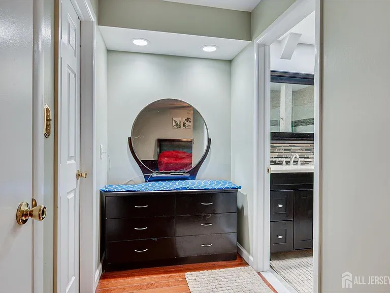 4506 Stonehedge Rd — Photo 33