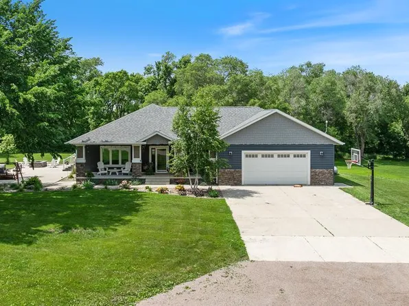2615 210th Ave, Marshall, MN 56258