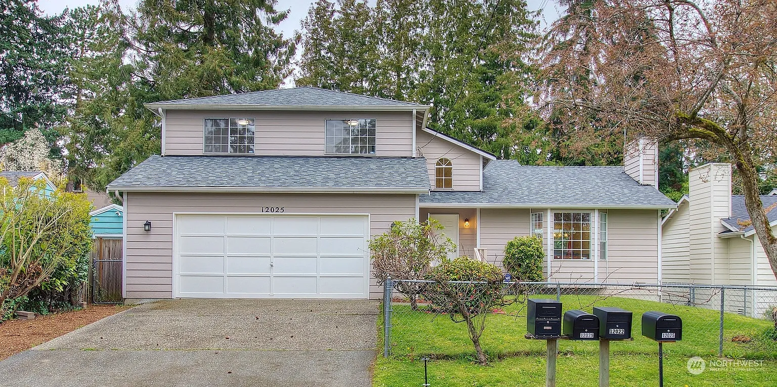 12025 Pinehurst Way NE photo 1