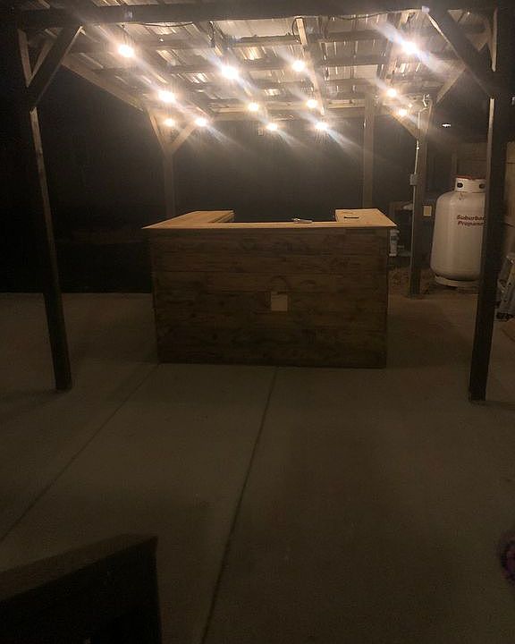 2nd image of 1467 Amberley Dr