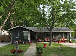 1003 Kent St, Taylor, TX 76574