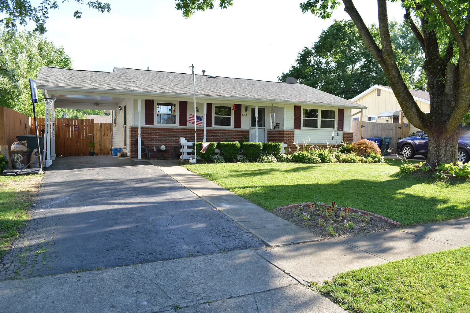 3763 Lynward Rd photo 1